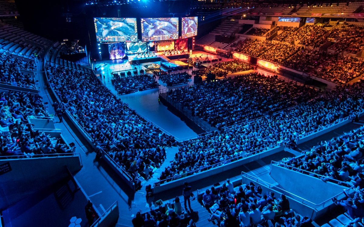 LPL春季赛W4D8：Ale重回首发，Rookie大战Scout