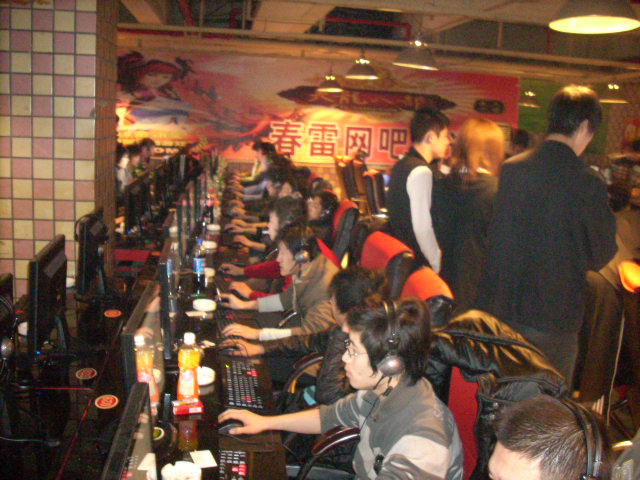 BYG的输出不足以扭转局面， Puff 的Sivir发展成为团战主宰，使SG获得赛点。